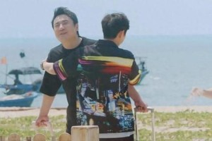 沈腾黄磊塑料兄弟情曝光，《向往的生活》引热议