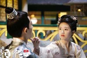 赵露思穿越剧盘点：从《陈芊芊》到《皇帝陛下》