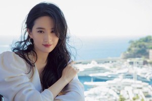 刘亦菲与干爹陈金飞20年关系始末